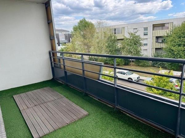 VILLENAVE D'ORNON SECTEUR DU BOCAGE APPARTEMENT TYPE TROIS PIECES