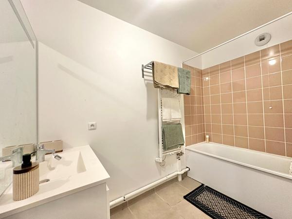 Appartement Bussy Saint Georges 3 pièce(s) 56 m2