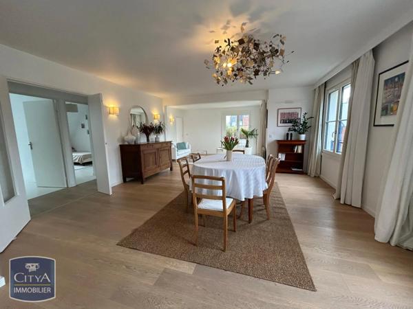 Appartement à louer 4 pièces 109.24m²