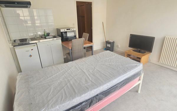 Appartement à vendre    1 pièce •  Laon