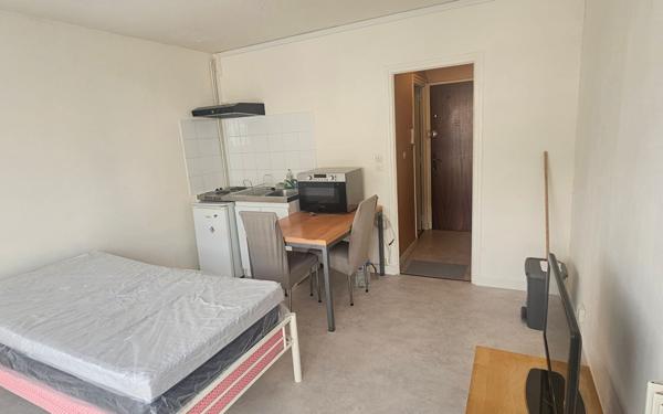 Appartement à vendre    1 pièce •  Laon