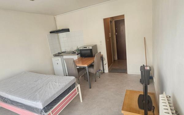 Appartement à vendre    1 pièce •  Laon