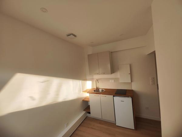 Appartement à vendre STUDIO (14m2 )STANDING PARIS 6EME ARRONDISSEMENT (75)DPE en D.