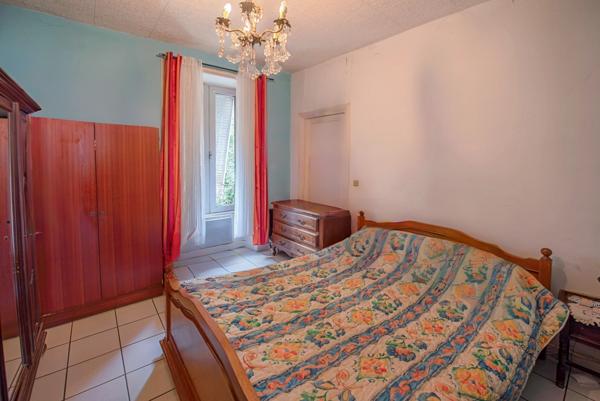 Vals-les-Bains (07600) T3 VENDU LOUE à 300m des Thermes