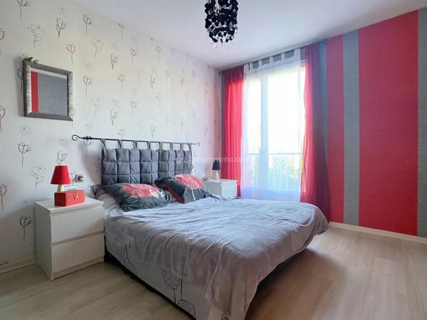 Location                                                      Appartement
                        
                     4 pièces                      84 m2                     à Albi