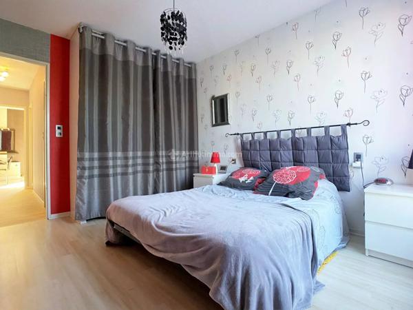 Location                                                      Appartement
                        
                     4 pièces                      84 m2                     à Albi
