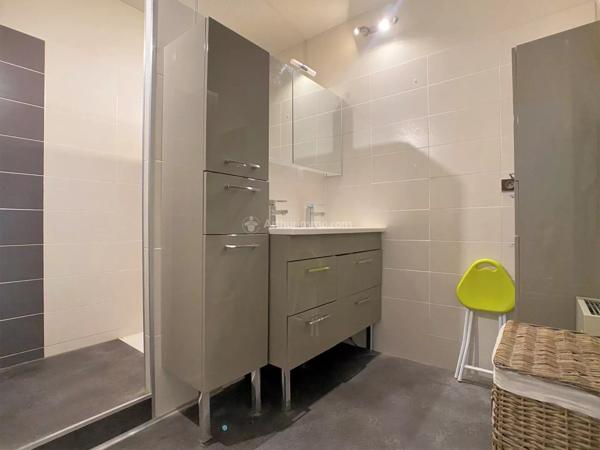 Location                                                      Appartement
                        
                     4 pièces                      84 m2                     à Albi