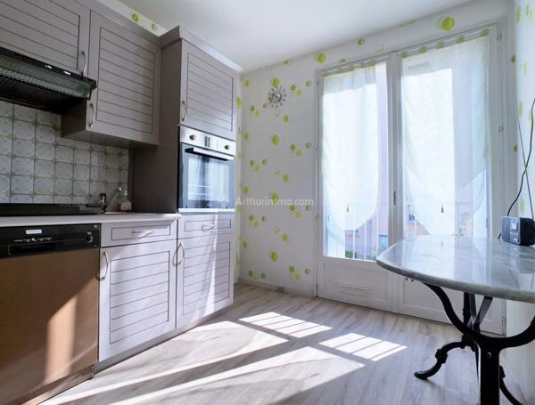 Location                                                      Appartement
                        
                     4 pièces                      84 m2                     à Albi