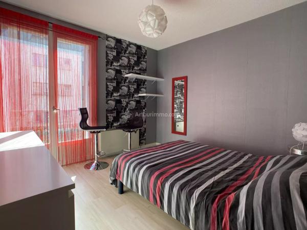Location                                                      Appartement
                        
                     4 pièces                      84 m2                     à Albi