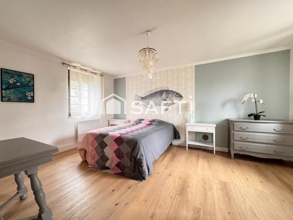 Maison en pierre 4 grandes chambres, terrain clos