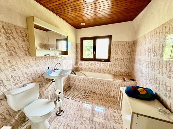 Achat maison près de LA TOUR DU PIN - 7 pièce(s) - 180 m² - 357 000 €