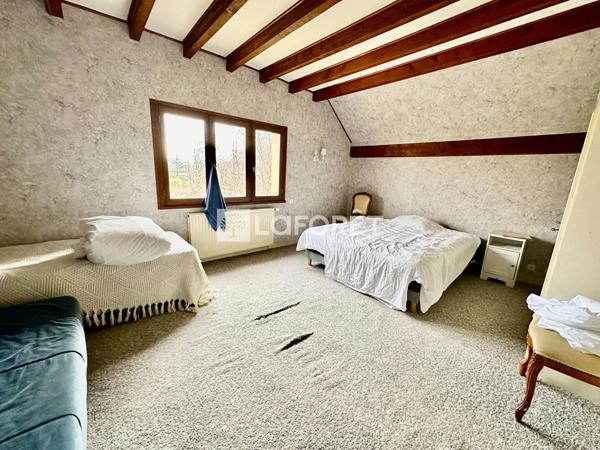 Achat maison près de LA TOUR DU PIN - 7 pièce(s) - 180 m² - 357 000 €