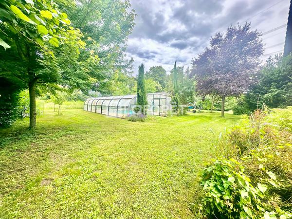 Achat maison près de LA TOUR DU PIN - 7 pièce(s) - 180 m² - 357 000 €