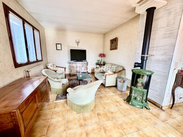 Achat maison près de LA TOUR DU PIN - 7 pièce(s) - 180 m² - 357 000 €