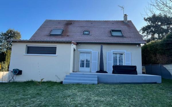 Maison à vendre    5 pièces •  Mézières-sur-Seine