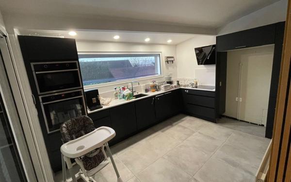 Maison à vendre    5 pièces •  Mézières-sur-Seine