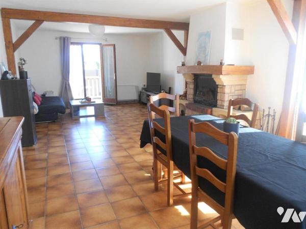 Maison familiale proche de toutes commodités à pied