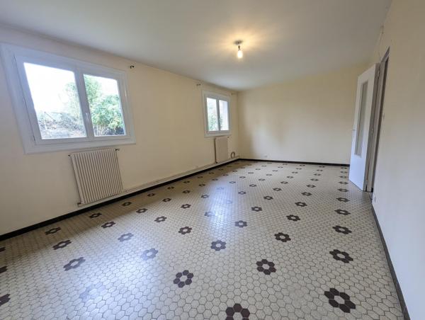 Location / Maison T3