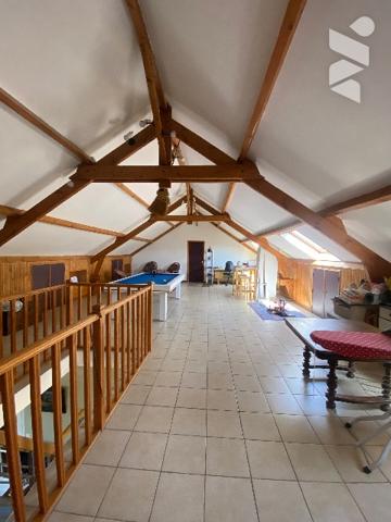 Nouveauté
CUCQ
A 2km de la plage
Maison  4 chambres 2 garages jardin