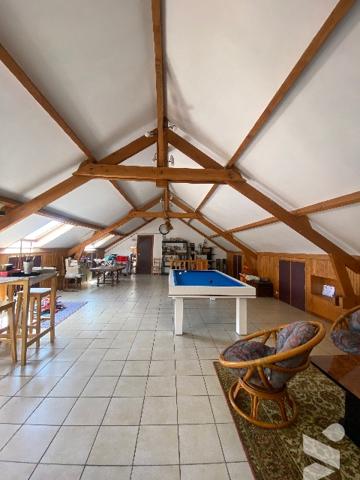 Nouveauté
CUCQ
A 2km de la plage
Maison  4 chambres 2 garages jardin