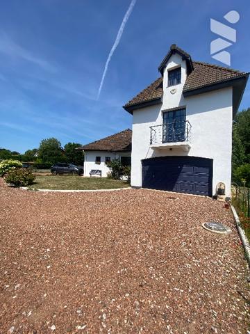 Nouveauté
CUCQ
A 2km de la plage
Maison  4 chambres 2 garages jardin