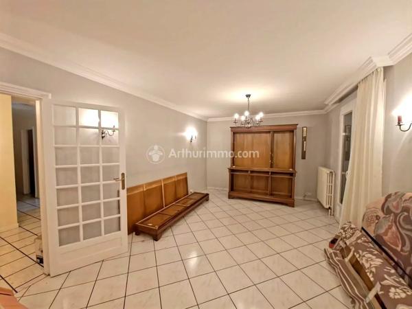 Vente                                                      Maison
                        
                     6 pièces                      80 m2                     à Mazamet