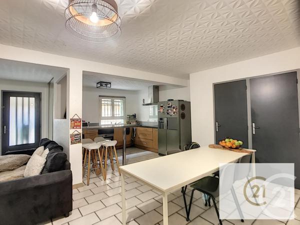 Appartement F4 à vendre  4 pièces - 94,17 m2 TROUILLAS - 66