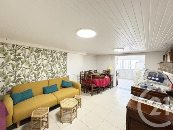 Maison à vendre  4 pièces - 181,53 m 2   COEX  - 85
