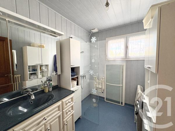 Maison à vendre  4 pièces - 181,53 m 2   COEX  - 85