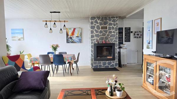 Maison à vendre  4 pièces - 181,53 m 2   COEX  - 85