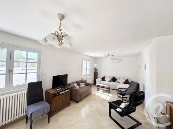 Maison à vendre  4 pièces - 181,53 m 2   COEX  - 85