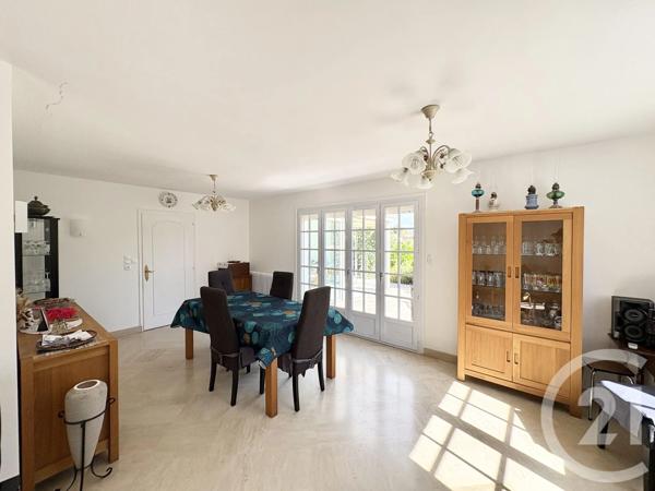 Maison à vendre  4 pièces - 181,53 m 2   COEX  - 85