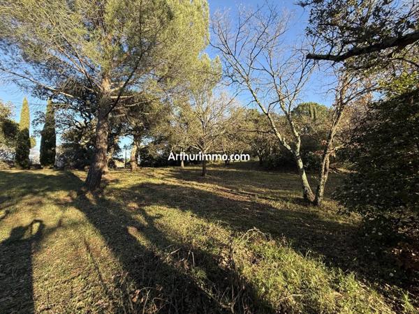 Vente Terrain 600 m2 à Vidauban