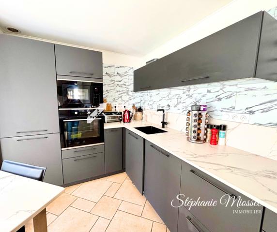 Maison 6 pièce(s) 4 chambre(s) 145 m²