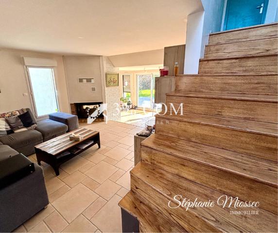 Maison 6 pièce(s) 4 chambre(s) 145 m²