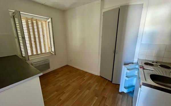 Immeuble à vendre    8 pièces • 236 m2 Limoges