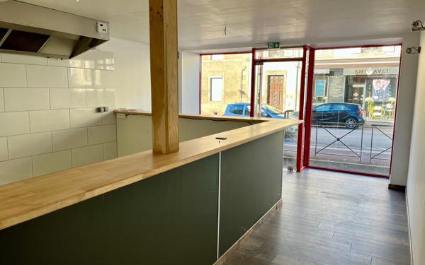 Immeuble à vendre    8 pièces • 236 m2 Limoges