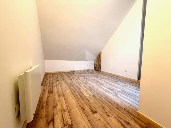 Appartement Salins 2 pièce(s) 26.52 m2 (36 m2 au sol)