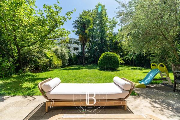 Neuilly-sur-Seine, Appartement 4 Chambres -  194 m² à vendre