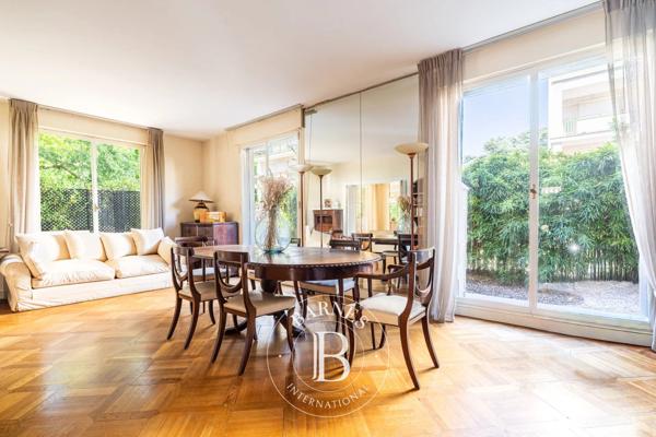 Neuilly-sur-Seine, Appartement 4 Chambres -  194 m² à vendre