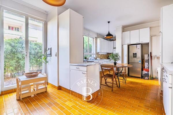 Neuilly-sur-Seine, Appartement 4 Chambres -  194 m² à vendre