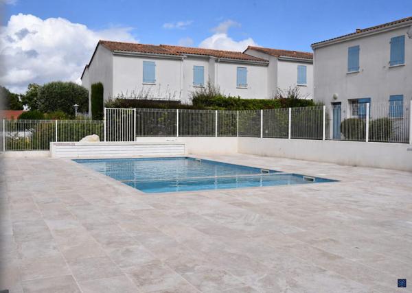 T4 VAUX SUR MER