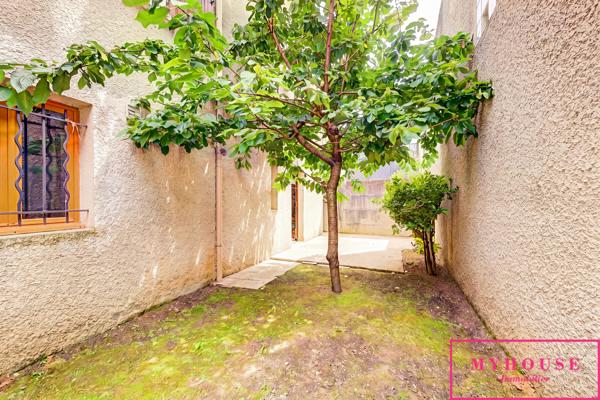 Maison
                                                                                                                                                                                                                                                                                                                        6 pièce(s)                                                                                                                                                                                                          5 chambre(s)                                                                                                                                                                                                          130  m²