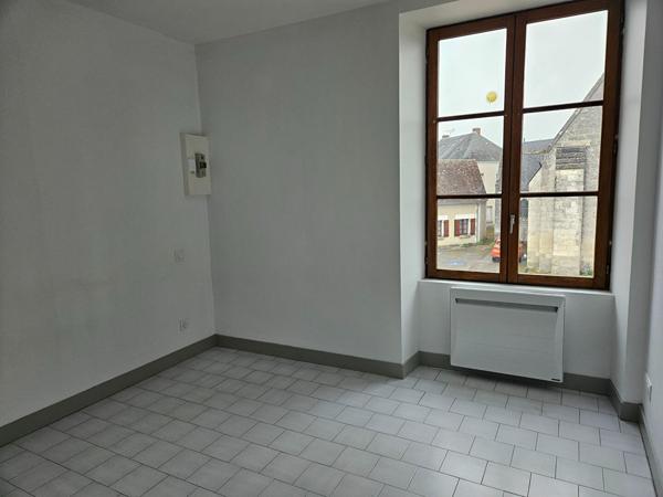 Bel appartement rénové à louer à Saint-Senoch, à 15 mn de Loches
