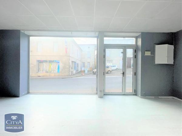 Local commercial à louer 70.06m²