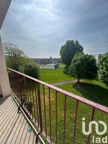 Appartement 3 pièces de 53 m² à Garges-lès-Gonesse (95140)