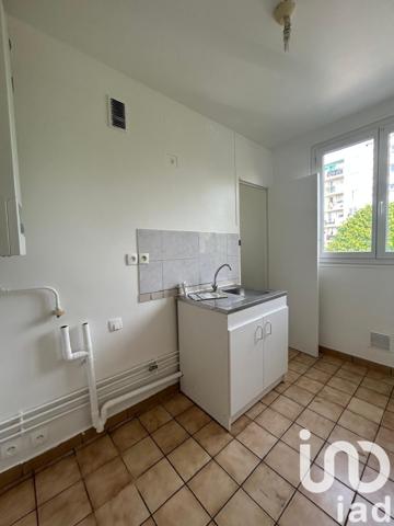 Appartement 3 pièces de 53 m² à Garges-lès-Gonesse (95140)