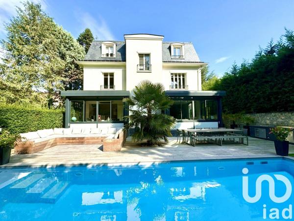Maison 10 pièces de 364 m² à Sceaux (92330)