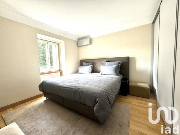 Maison 10 pièces de 364 m² à Sceaux (92330)