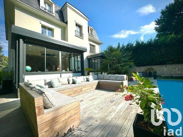 Maison 10 pièces de 364 m² à Sceaux (92330)